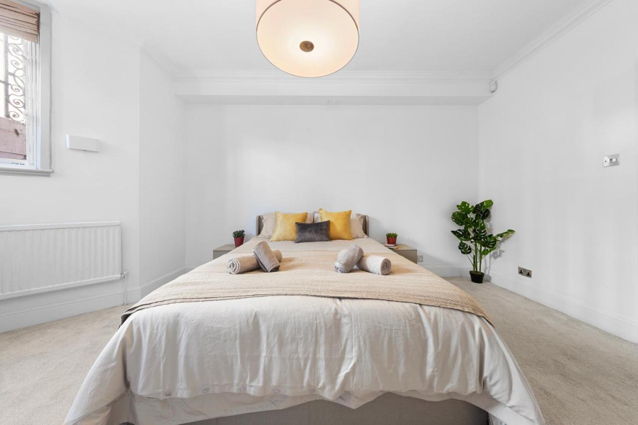 Apartament Harrods 2 Bed Lux Flat W/Patio Londyn Zewnętrze zdjęcie